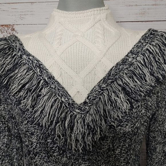 INTERMIX Deja Wool Fringe Sweater XS - Picture 5 of 13